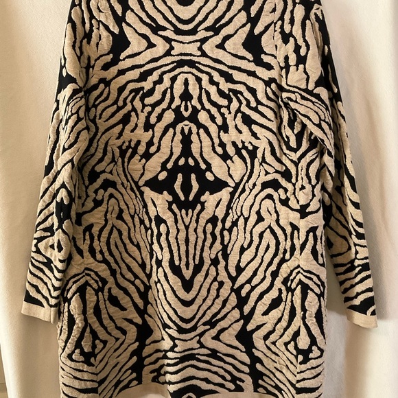 Joseph Ribkoff Animal Print Open Front Cardigan - Picture 2 of 4